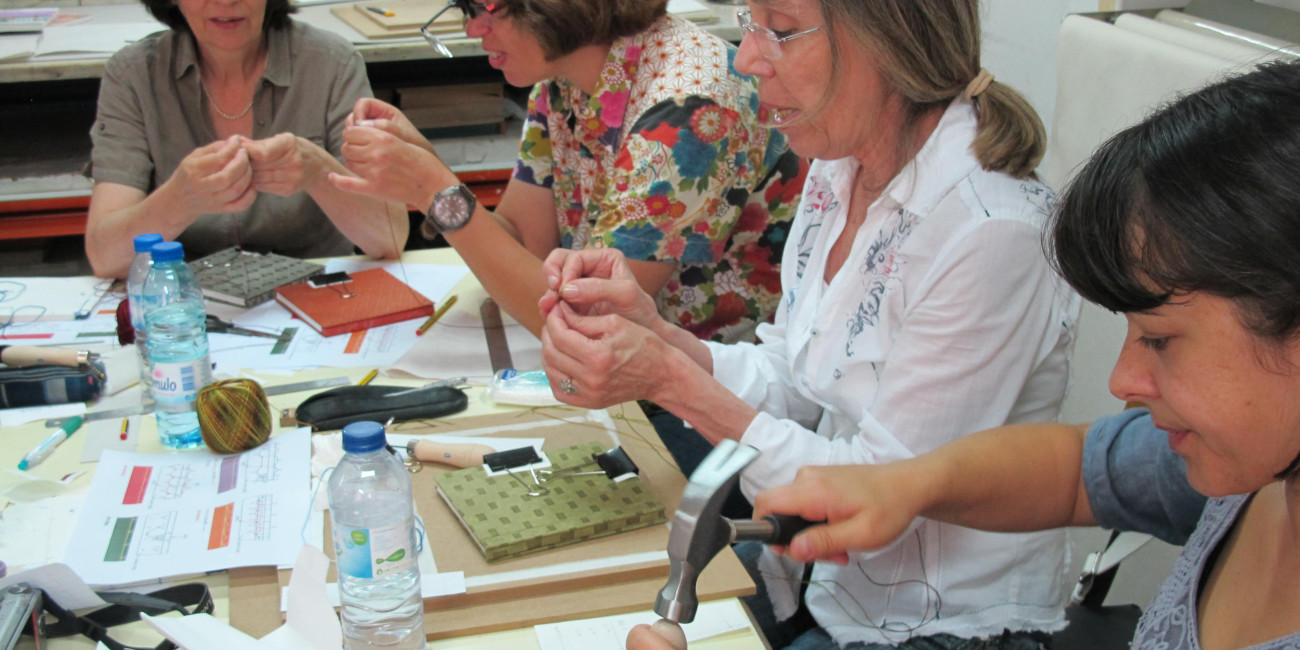 Workshop de Encaderna&ccedil;&atilde;o Japonesa