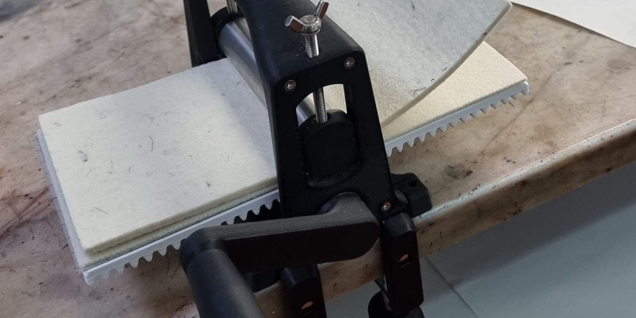 Ponta Seca sobre PVC E TETRAPAK